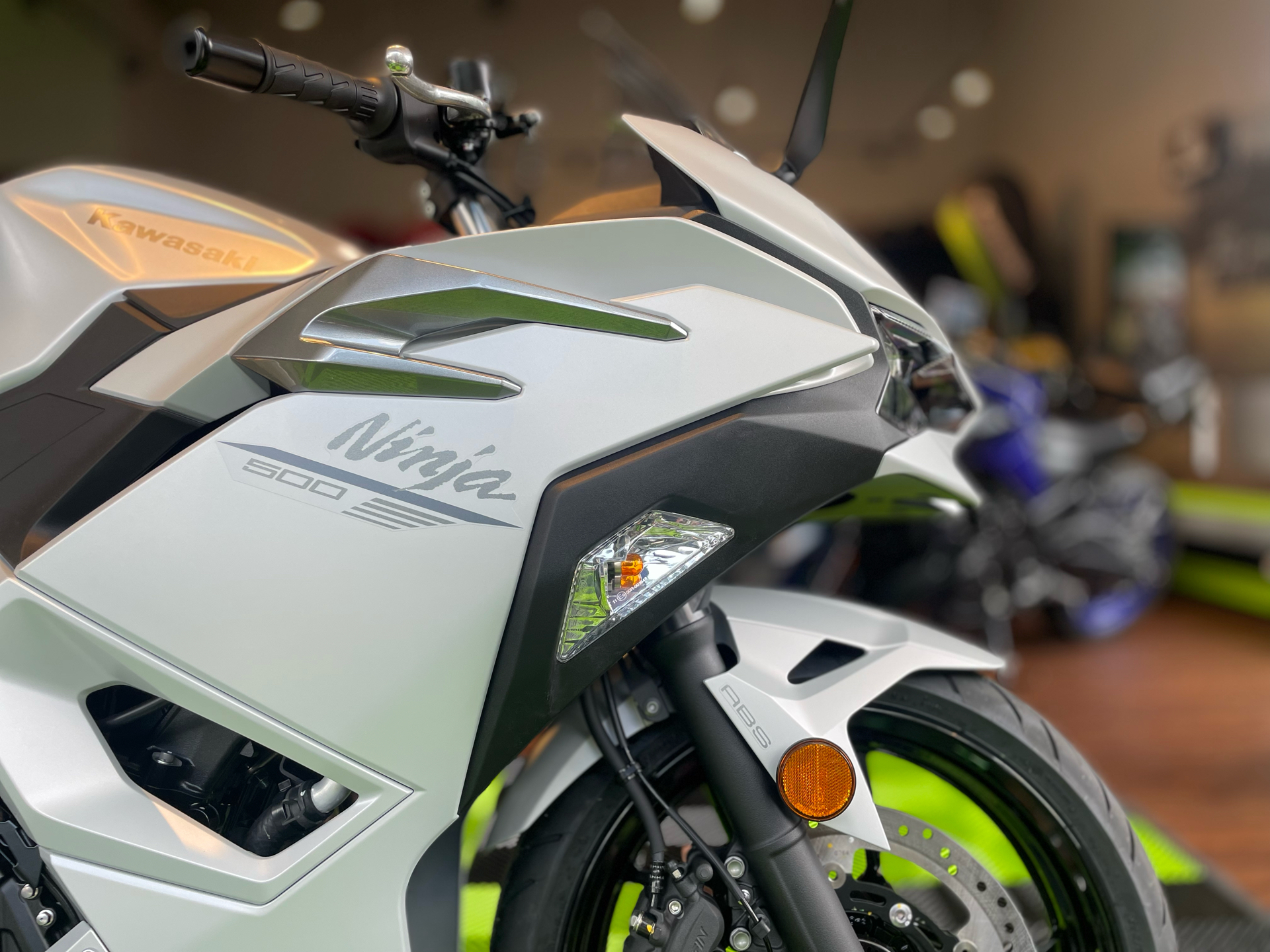 2025 Kawasaki Ninja 500 ABS in Tyngsboro, Massachusetts - Photo 6