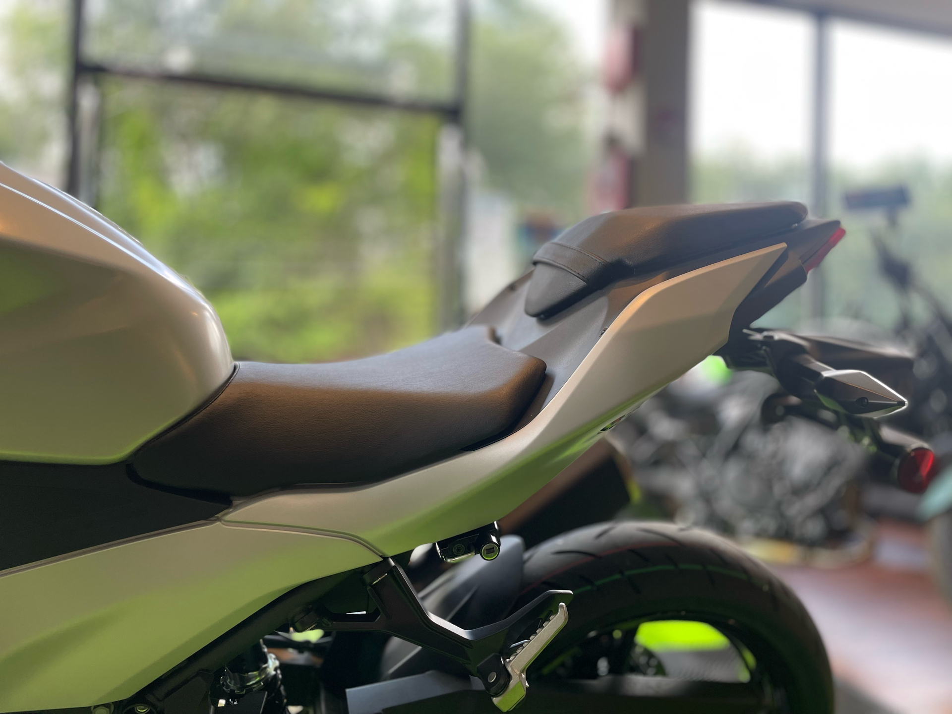 2025 Kawasaki Ninja 500 ABS in Tyngsboro, Massachusetts - Photo 8