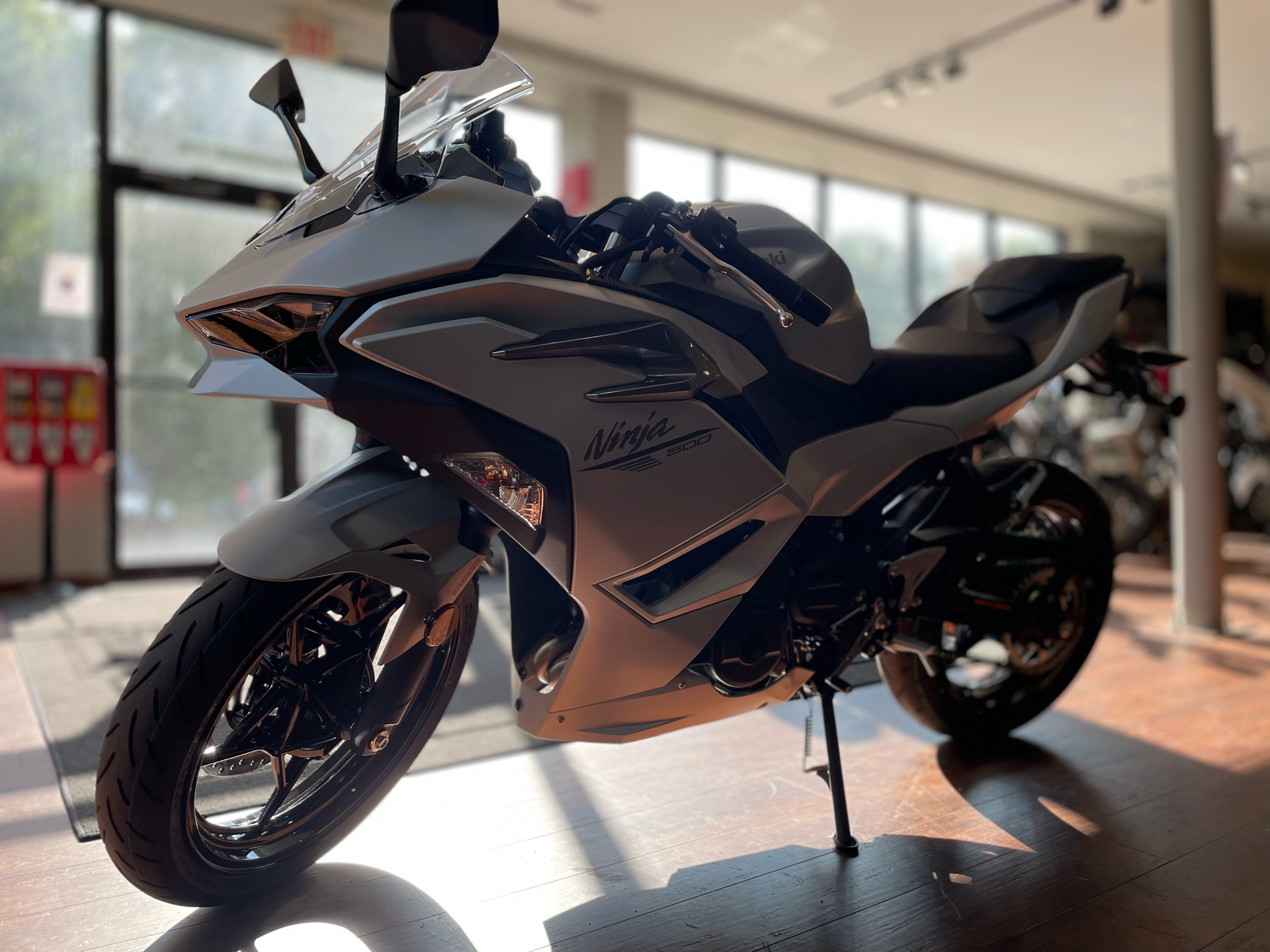 2025 Kawasaki Ninja 500 ABS in Tyngsboro, Massachusetts - Photo 7
