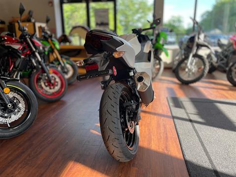2025 Kawasaki Ninja 500 ABS in Tyngsboro, Massachusetts - Photo 8