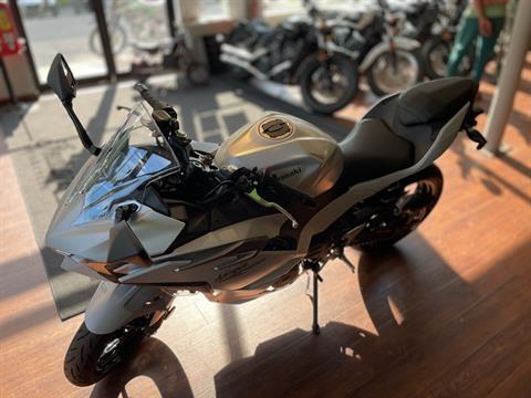 2025 Kawasaki Ninja 500 ABS in Tyngsboro, Massachusetts - Photo 15