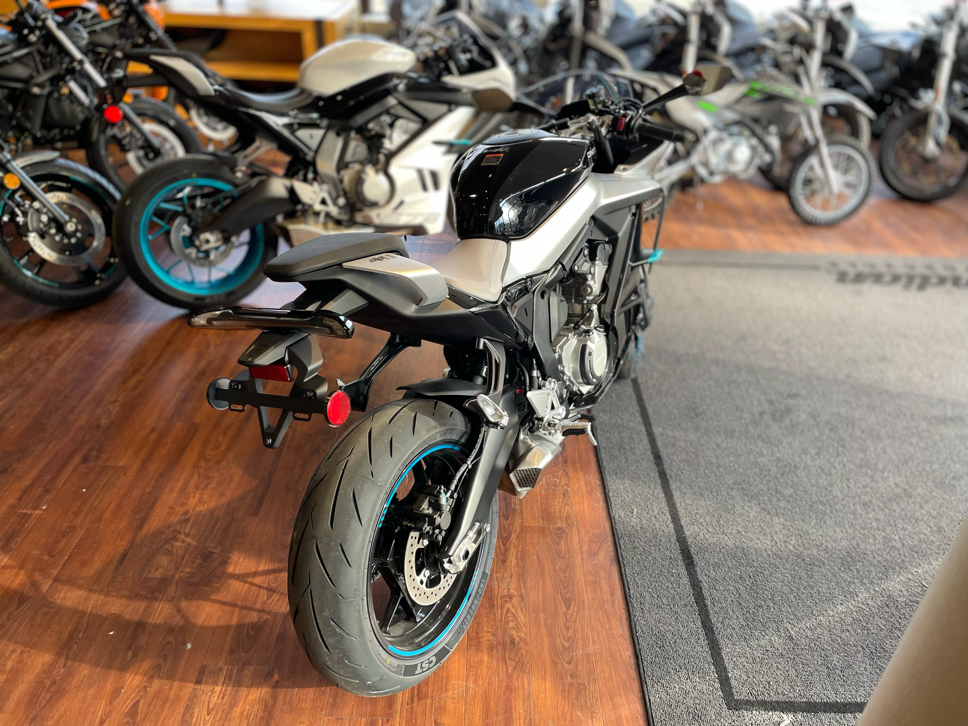 2025 CFMOTO 675SS in Tyngsboro, Massachusetts - Photo 4
