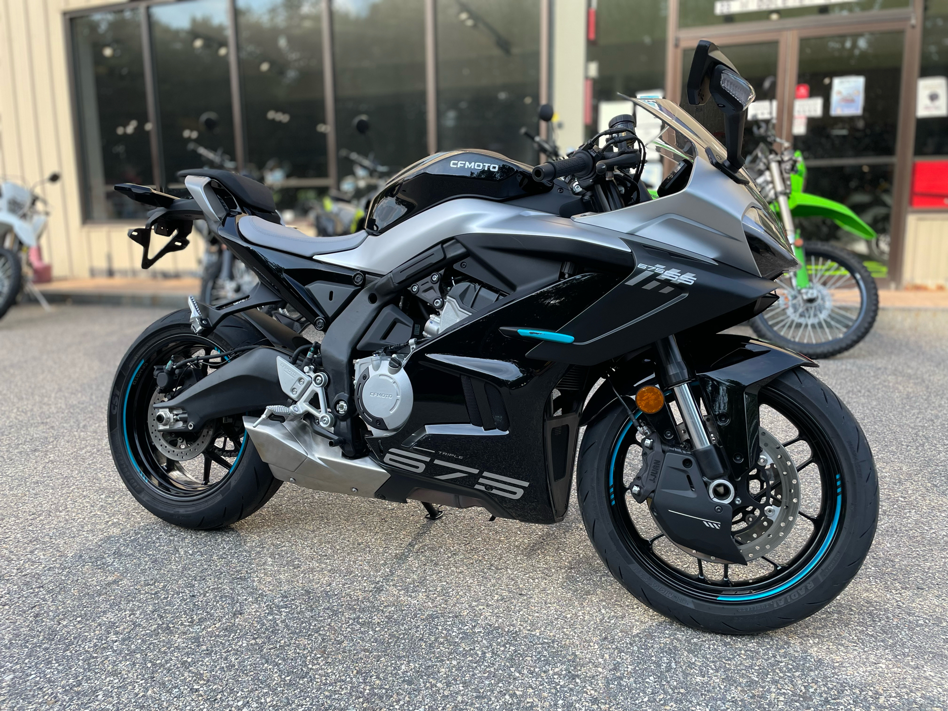 2025 CFMOTO 675SS in Tyngsboro, Massachusetts - Photo 6