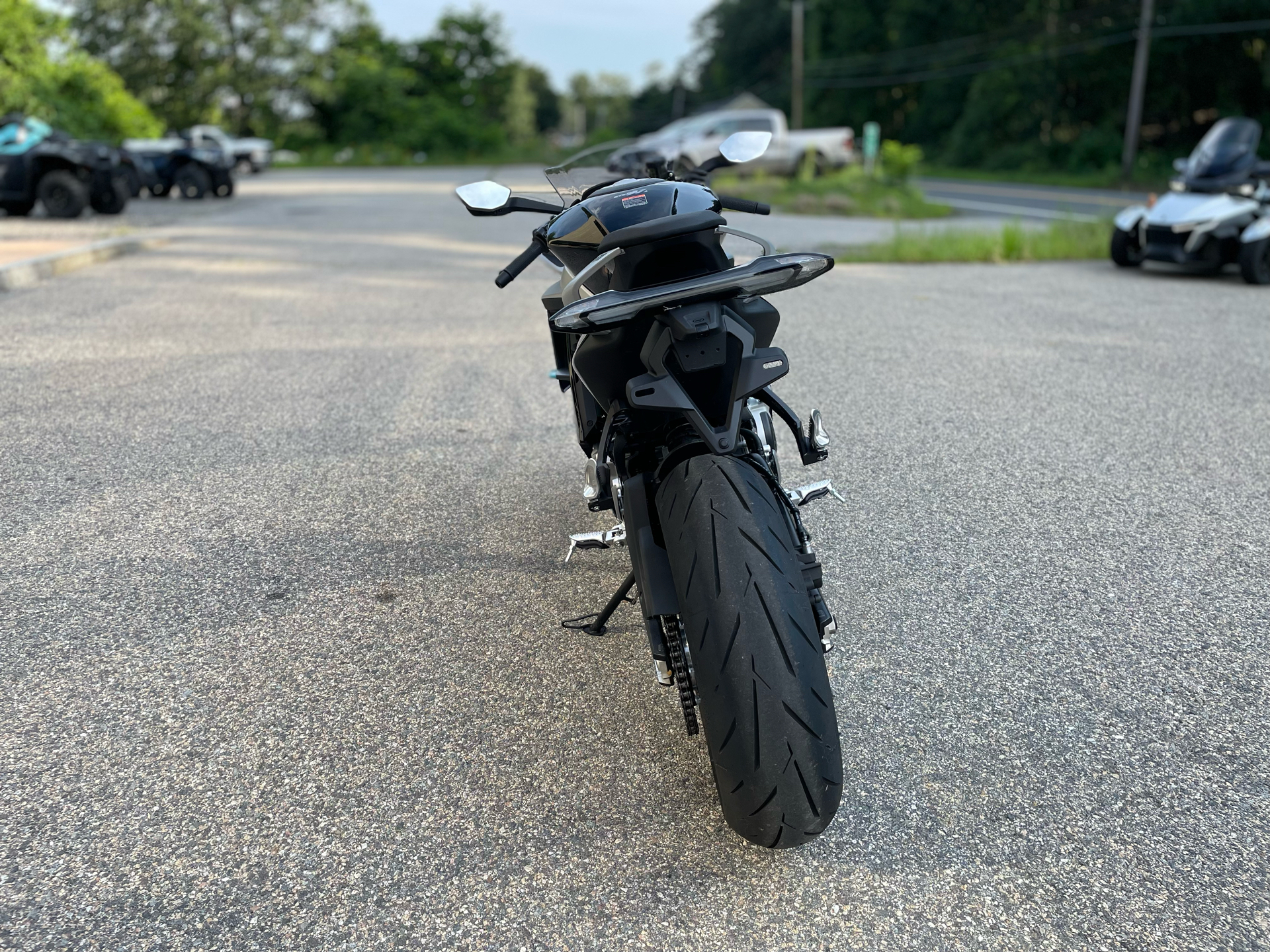 2025 CFMOTO 675SS in Tyngsboro, Massachusetts - Photo 8