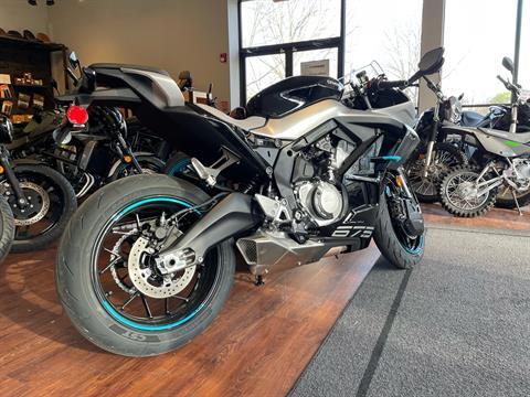 2025 CFMOTO 675SS in Tyngsboro, Massachusetts - Photo 9