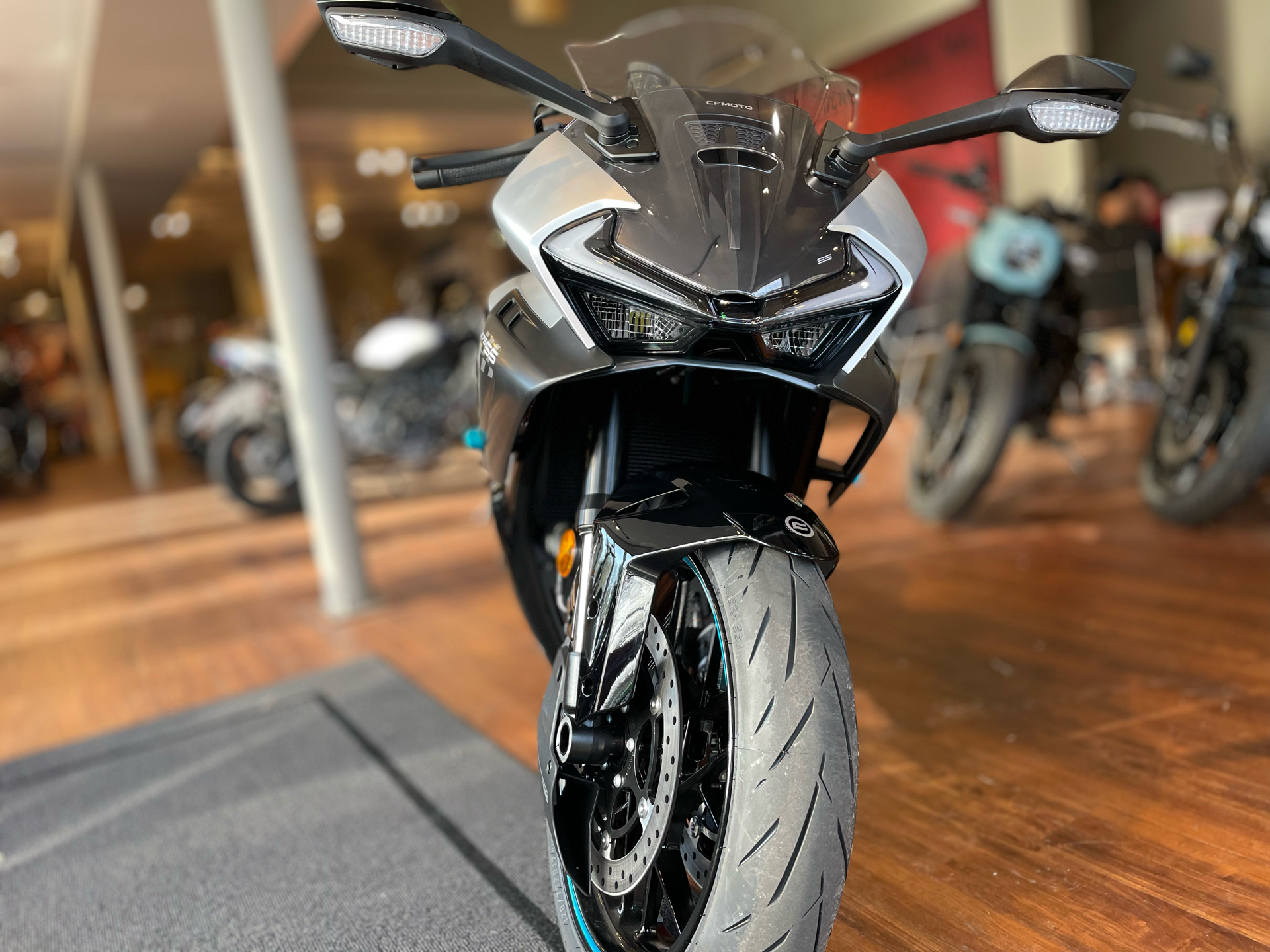 2025 CFMOTO 675SS in Tyngsboro, Massachusetts - Photo 12
