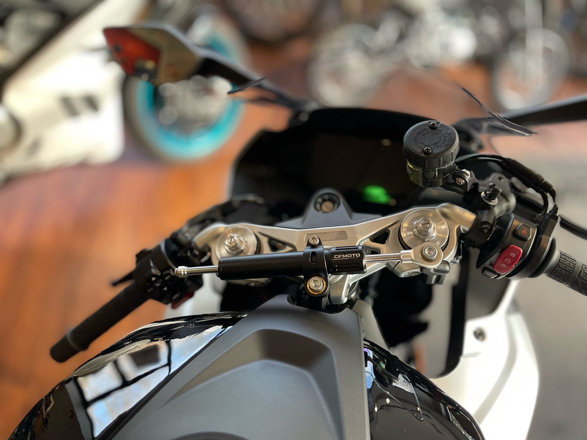 2025 CFMOTO 675SS in Tyngsboro, Massachusetts - Photo 14