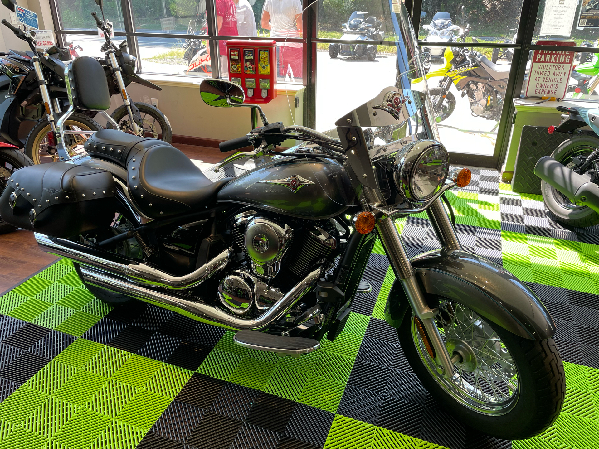 2024 Kawasaki Vulcan 900 Classic LT in Tyngsboro, Massachusetts - Photo 18