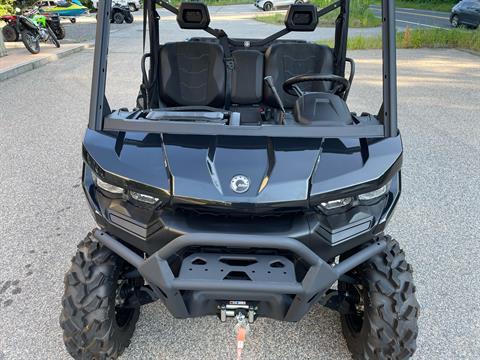 2025 Can-Am Defender PRO XT in Tyngsboro, Massachusetts - Photo 6