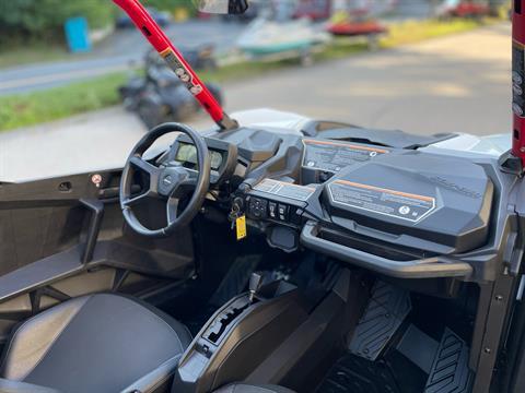 2025 Can-Am Maverick Sport X RC in Tyngsboro, Massachusetts - Photo 18