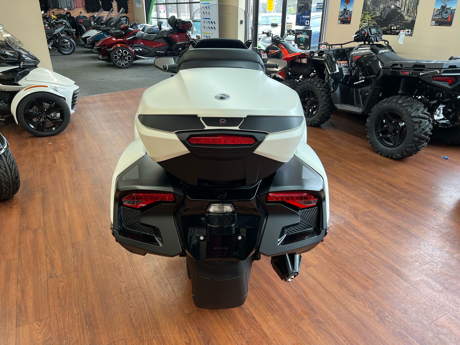 2024 Can-Am Spyder RT Sea-to-Sky in Tyngsboro, Massachusetts - Photo 2