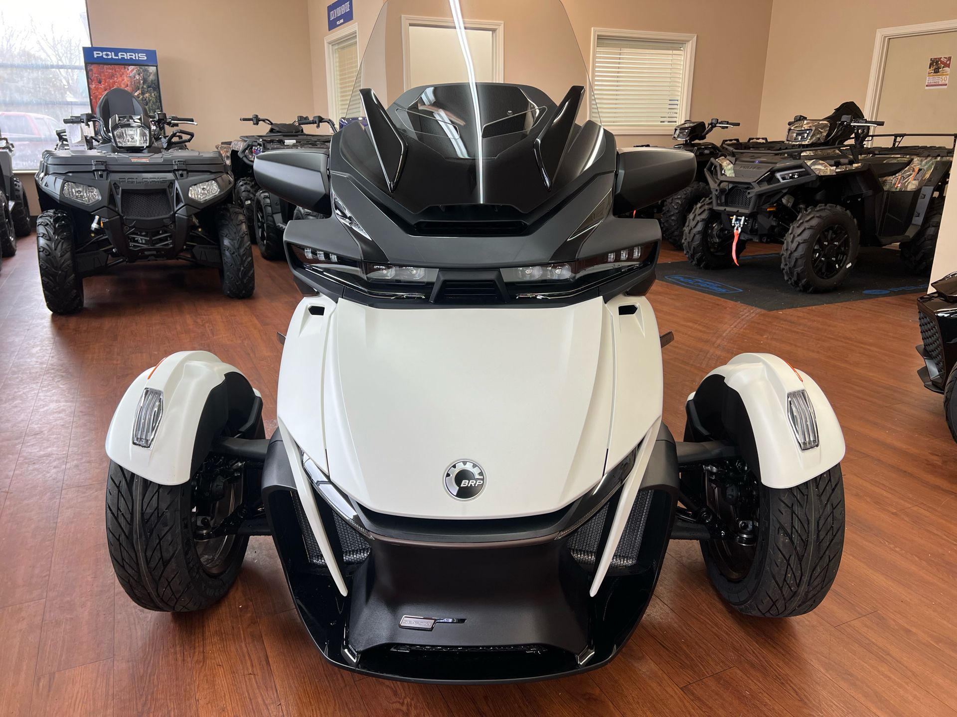 2024 Can-Am Spyder RT Sea-to-Sky in Tyngsboro, Massachusetts - Photo 3