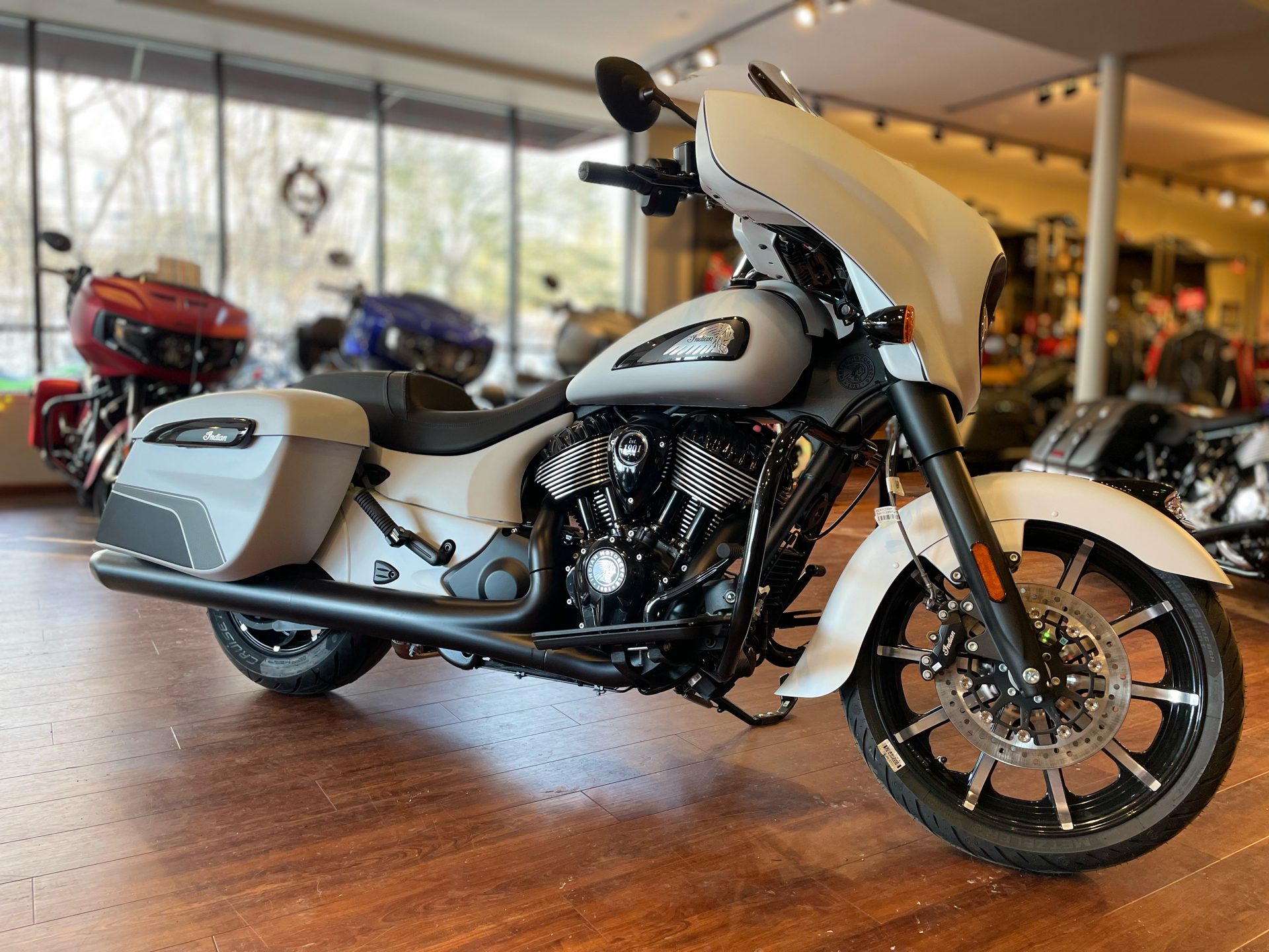 2024 Indian Motorcycle Chieftain® Dark Horse® in Tyngsboro, Massachusetts - Photo 23