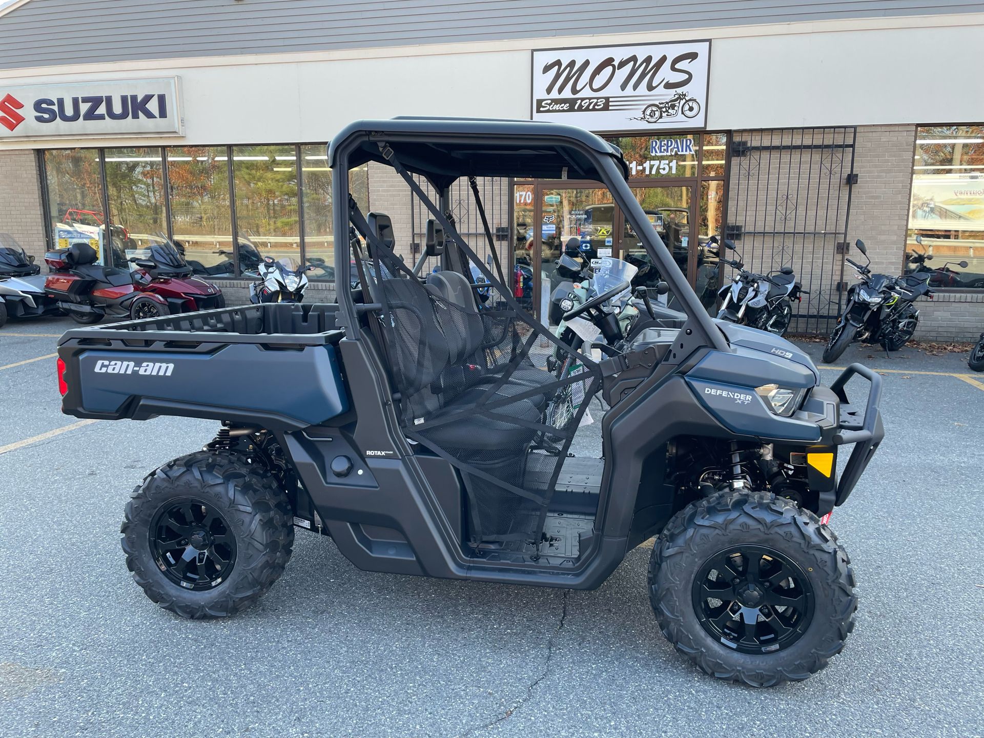 2025 Can-Am Defender XT HD9 in Tyngsboro, Massachusetts - Photo 3