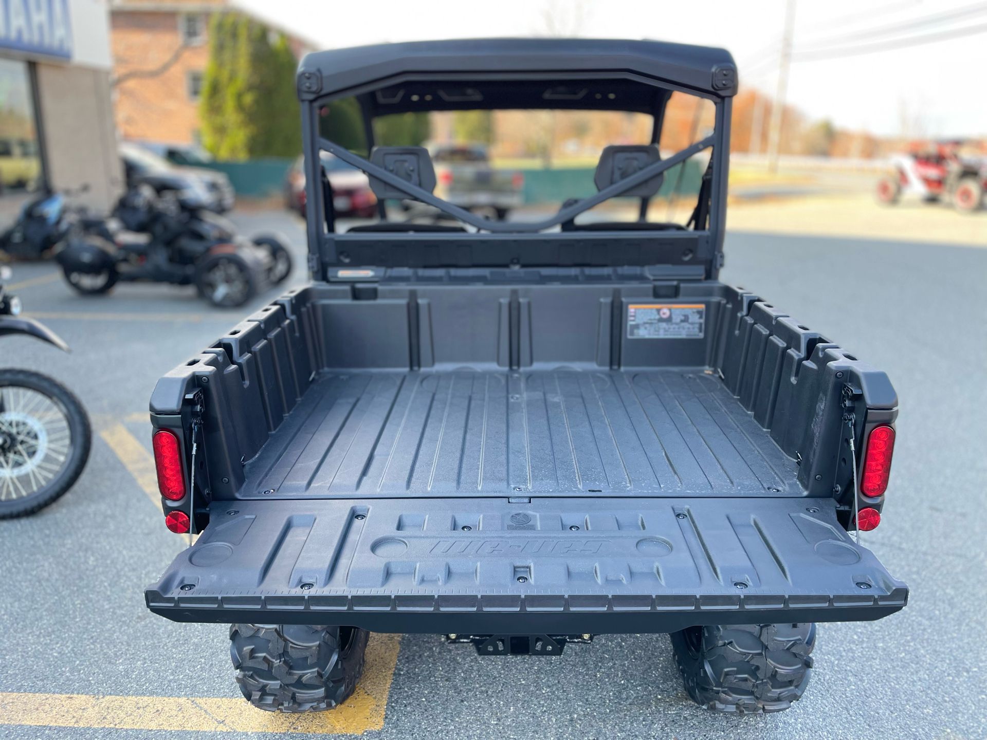 2025 Can-Am Defender XT HD9 in Tyngsboro, Massachusetts - Photo 11