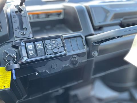 2025 Can-Am Defender XT HD9 in Tyngsboro, Massachusetts - Photo 16