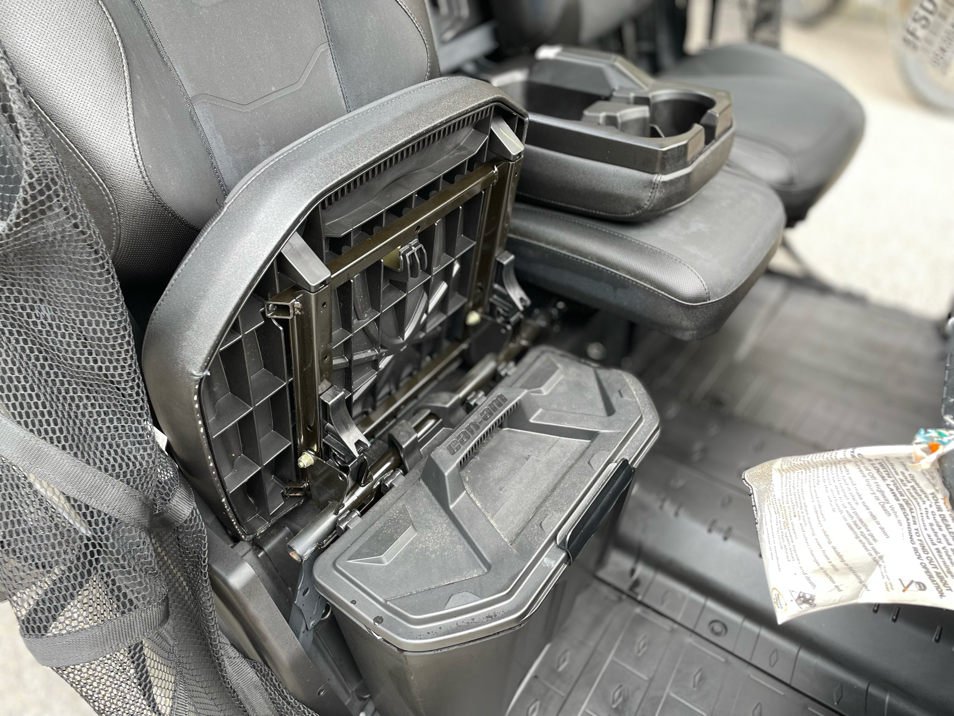 2025 Can-Am Defender XT HD9 in Tyngsboro, Massachusetts - Photo 22