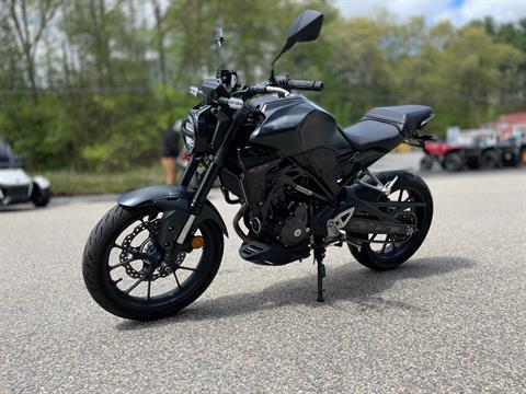 2024 Honda CB300R ABS in Tyngsboro, Massachusetts - Photo 4