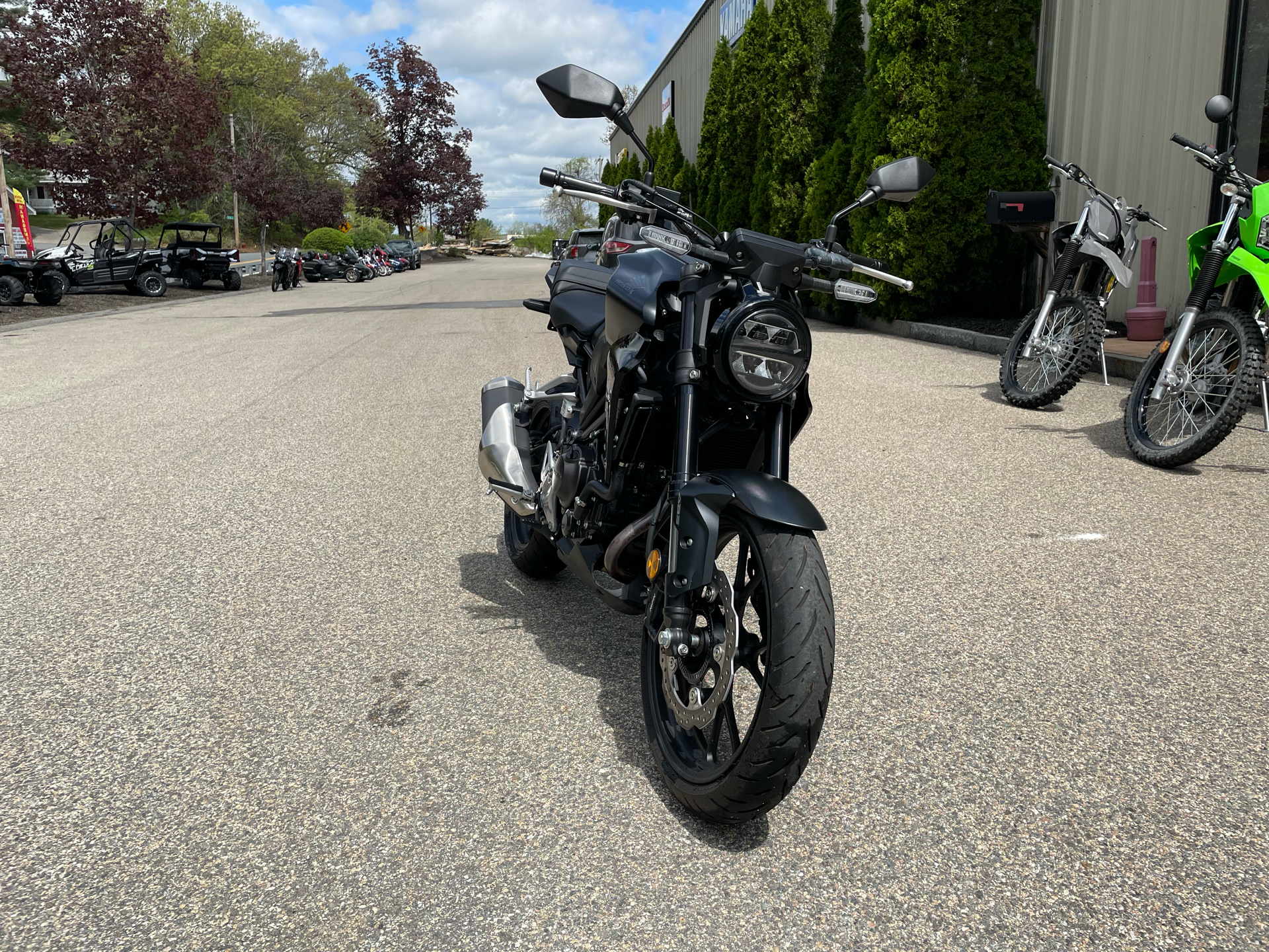 2024 Honda CB300R ABS in Tyngsboro, Massachusetts - Photo 6