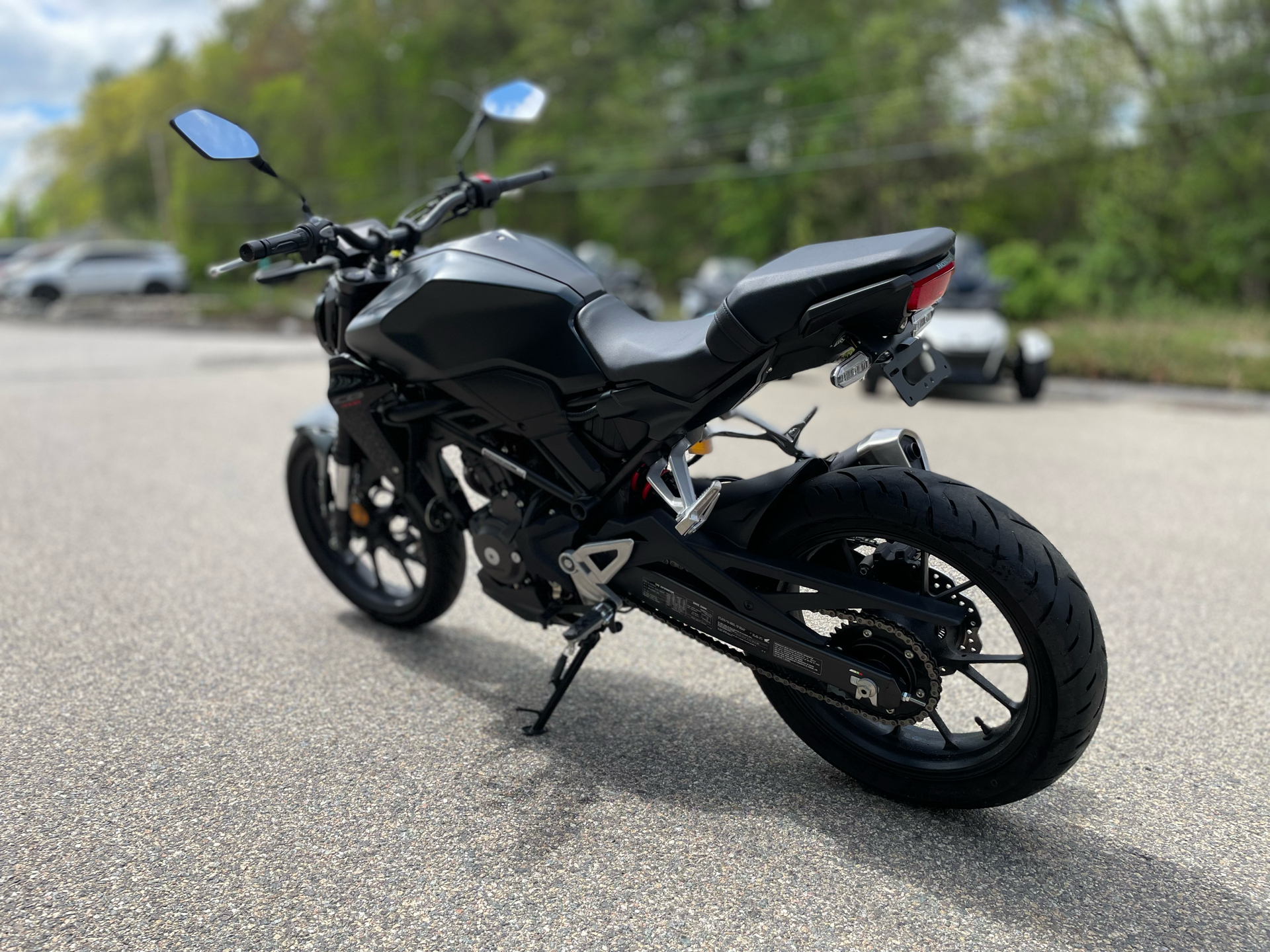 2024 Honda CB300R ABS in Tyngsboro, Massachusetts - Photo 8