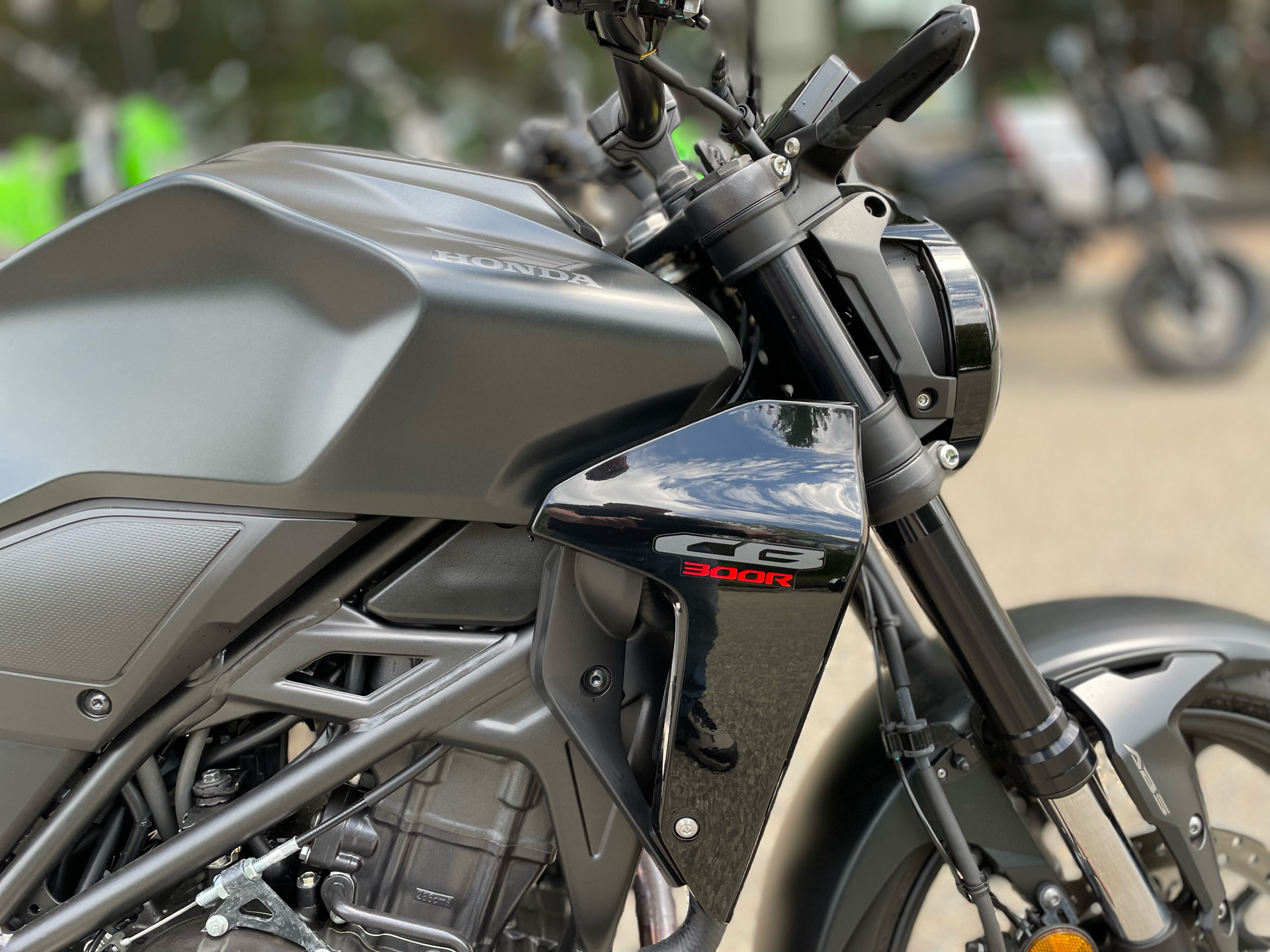 2024 Honda CB300R ABS in Tyngsboro, Massachusetts - Photo 14