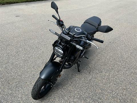 2024 Honda CB300R ABS in Tyngsboro, Massachusetts - Photo 16