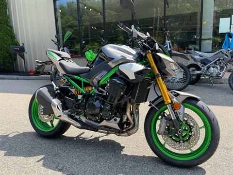 2025 Kawasaki Z900 SE ABS in Tyngsboro, Massachusetts - Photo 1