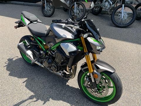 2025 Kawasaki Z900 SE ABS in Tyngsboro, Massachusetts - Photo 21