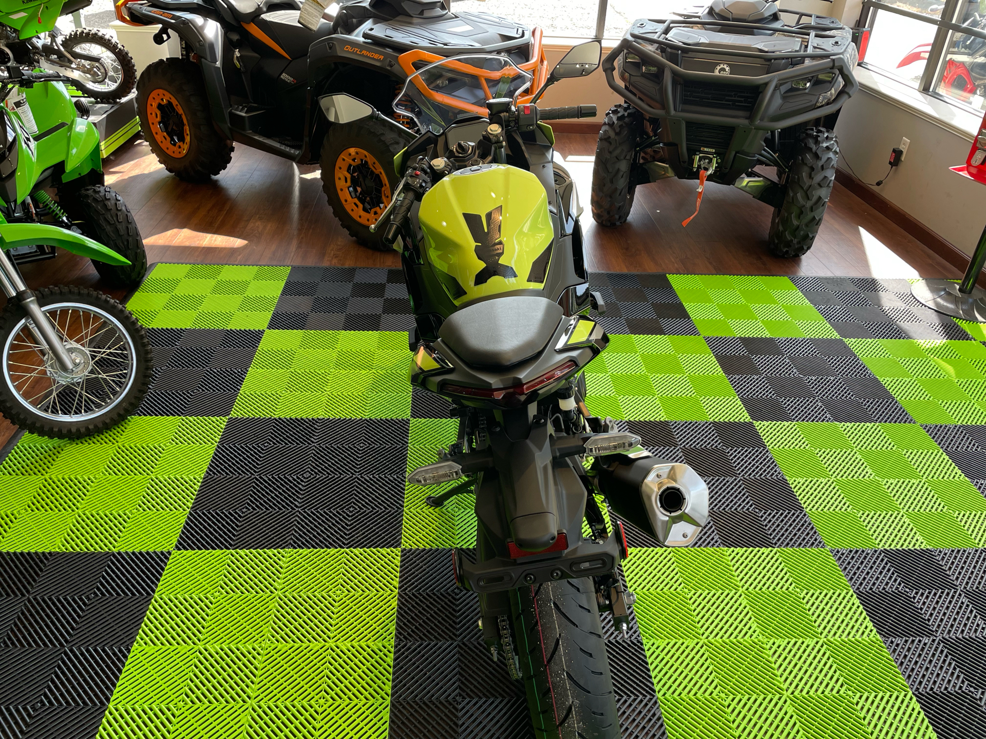 2026 Kawasaki Ninja 500 SE ABS in Tyngsboro, Massachusetts - Photo 18