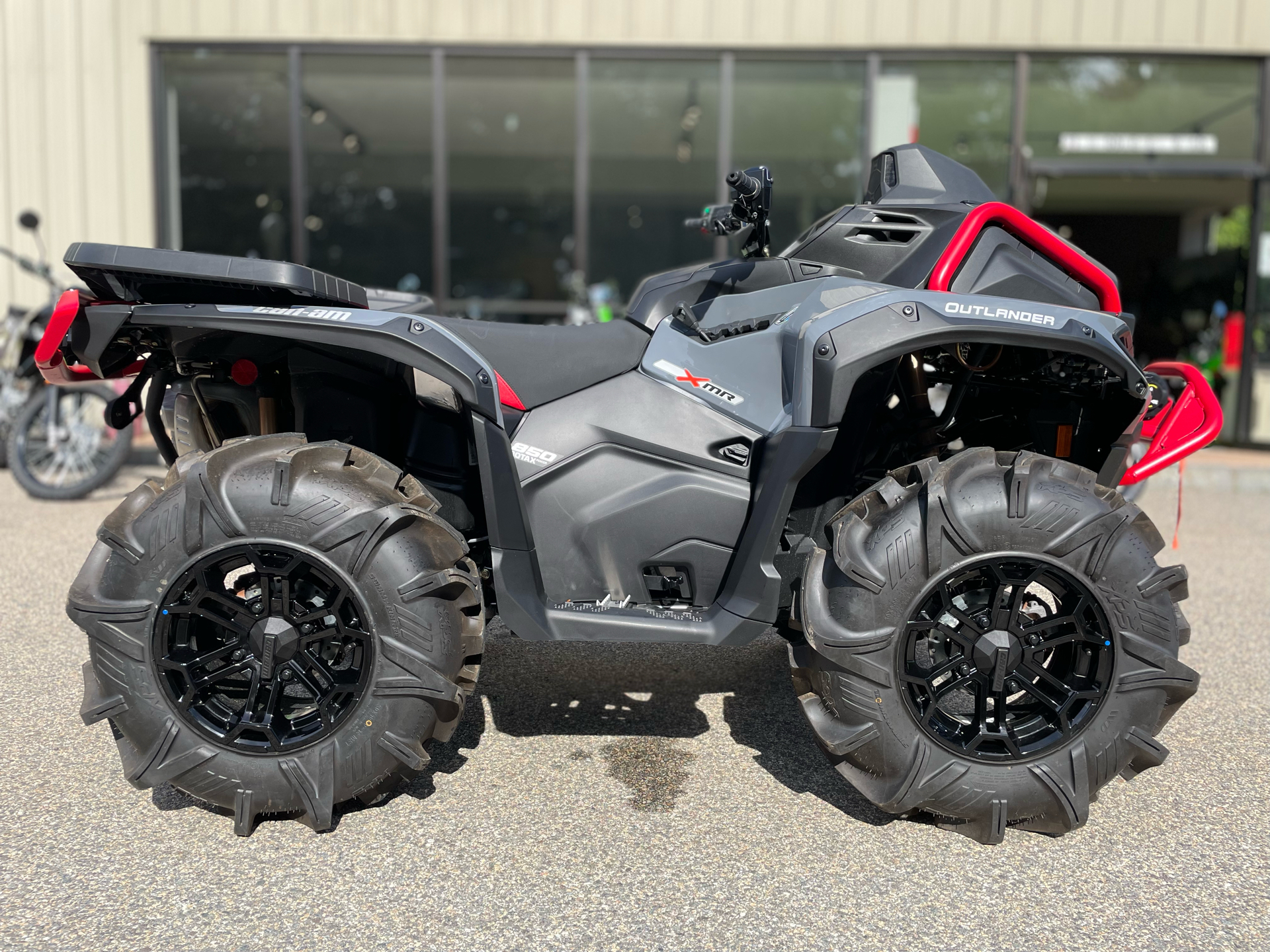 2025 Can-Am Outlander X MR 850 in Tyngsboro, Massachusetts - Photo 1