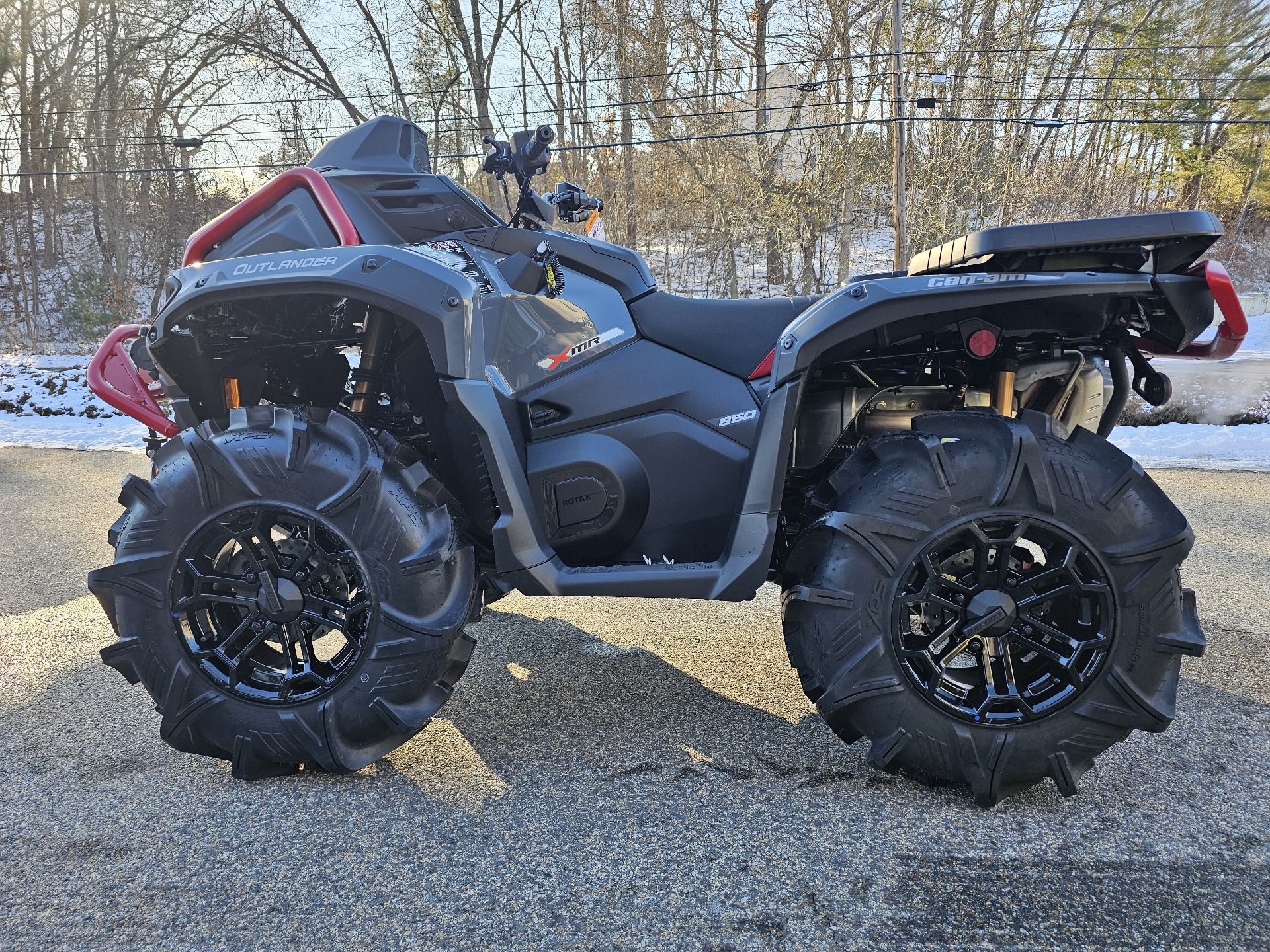 2025 Can-Am Outlander X MR 850 in Tyngsboro, Massachusetts - Photo 9
