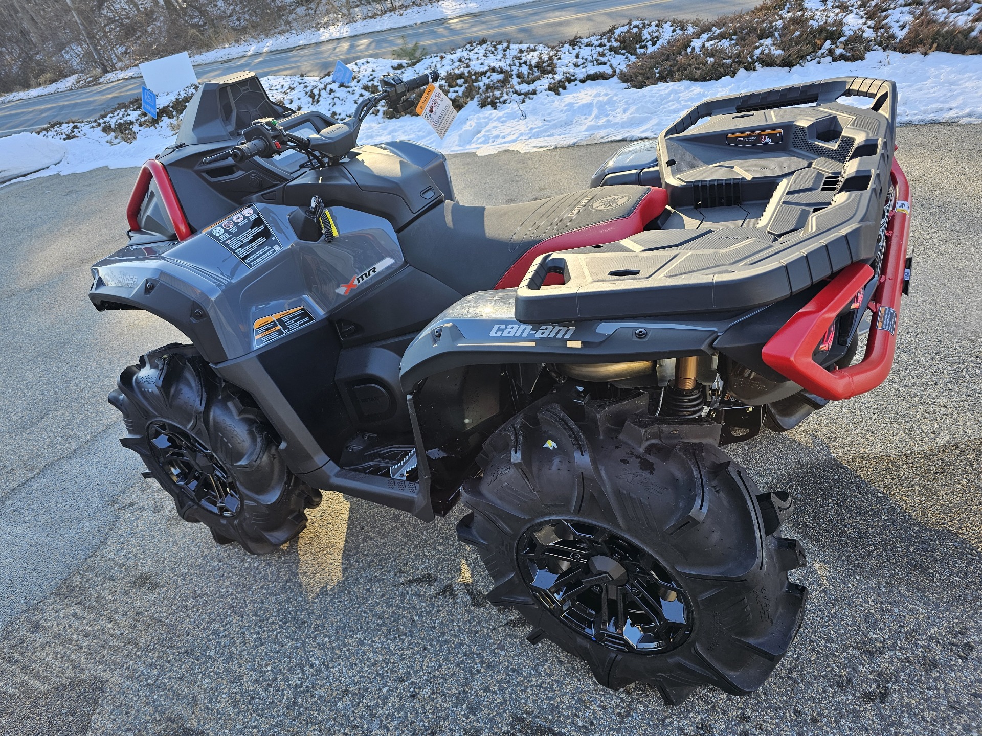 2025 Can-Am Outlander X MR 850 in Tyngsboro, Massachusetts - Photo 10