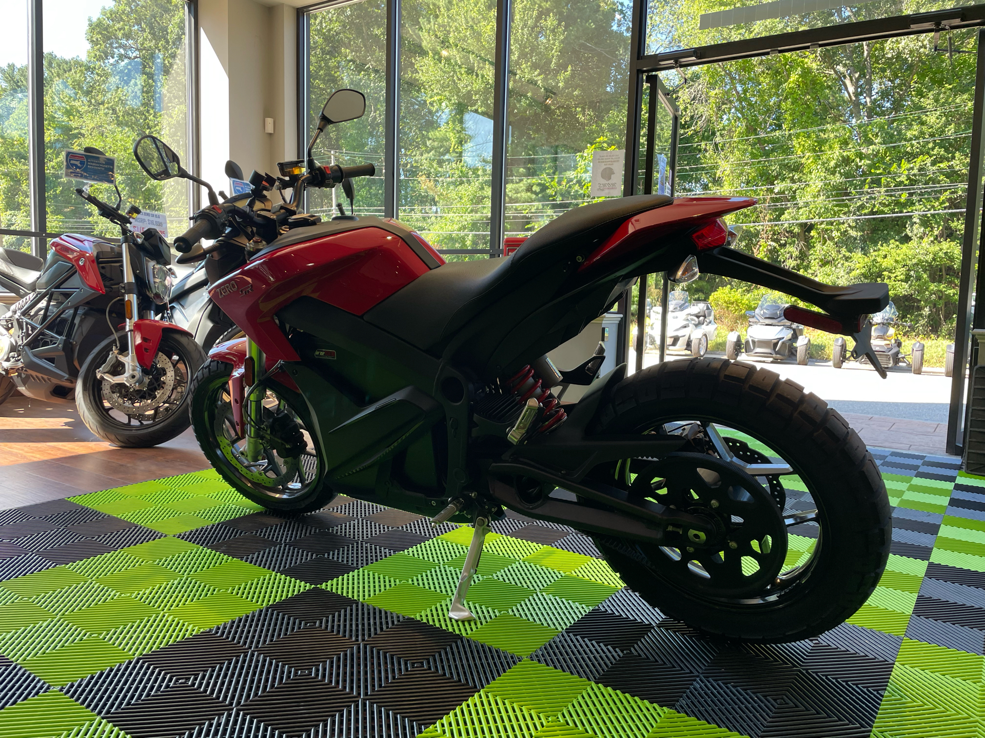 2017 Zero Motorcycles SR ZF13.0 in Tyngsboro, Massachusetts - Photo 7