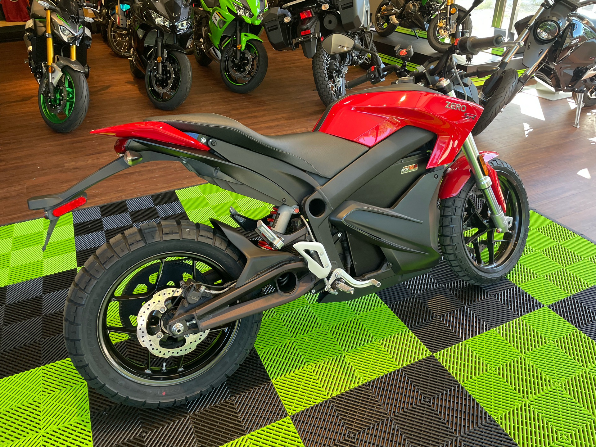 2017 Zero Motorcycles SR ZF13.0 in Tyngsboro, Massachusetts - Photo 12
