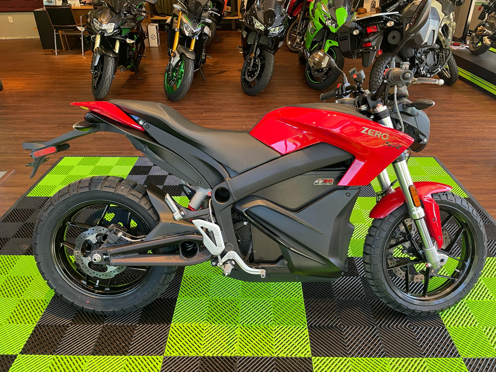 2017 Zero Motorcycles SR ZF13.0 in Tyngsboro, Massachusetts - Photo 13