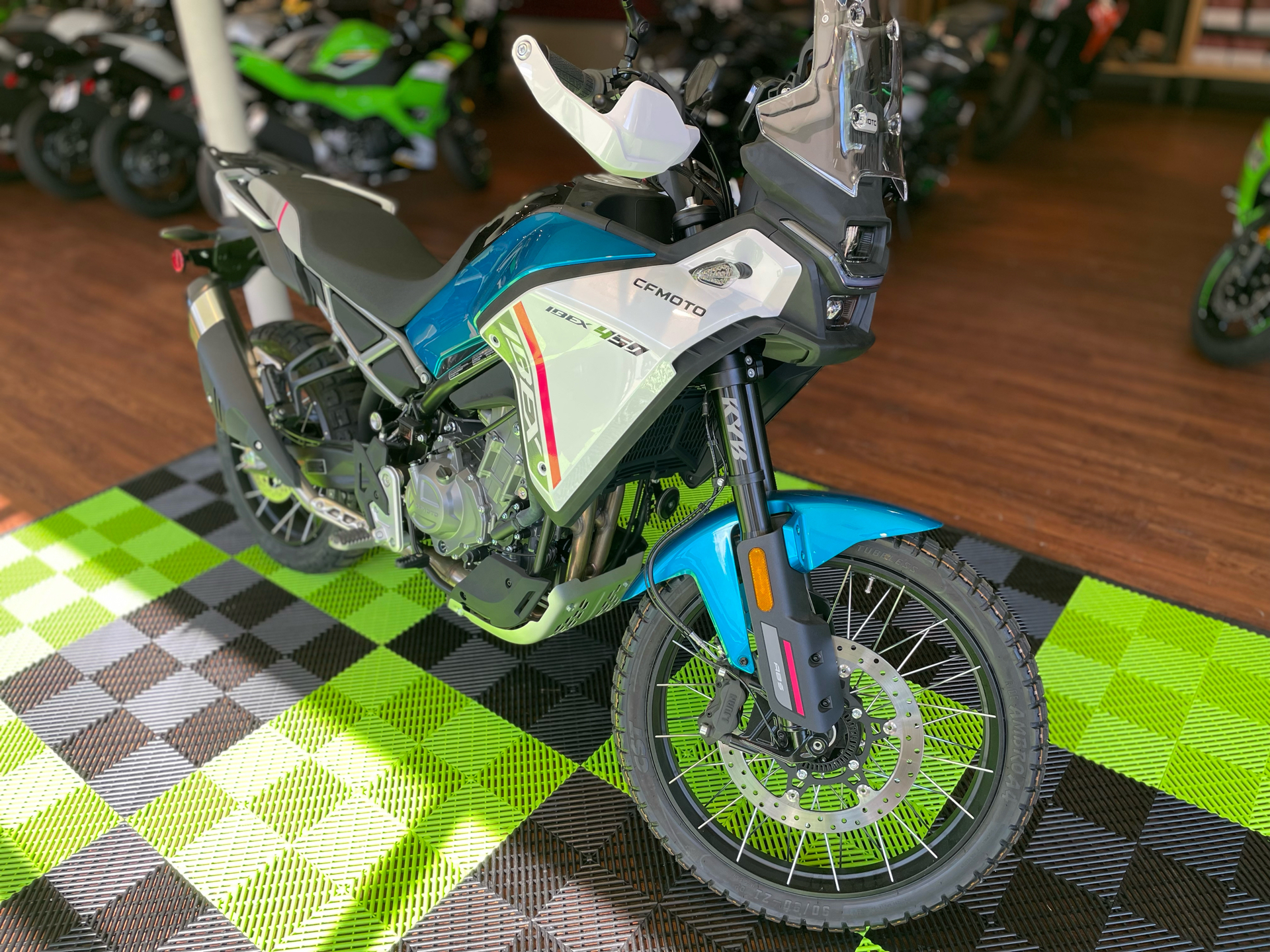 2025 CFMOTO IBEX 450 in Tyngsboro, Massachusetts - Photo 9