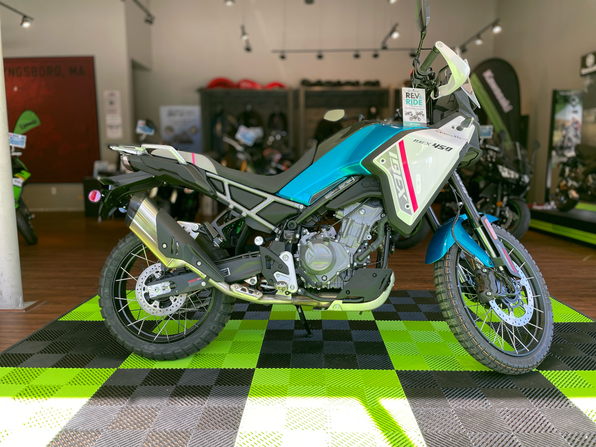 2025 CFMOTO IBEX 450 in Tyngsboro, Massachusetts - Photo 10