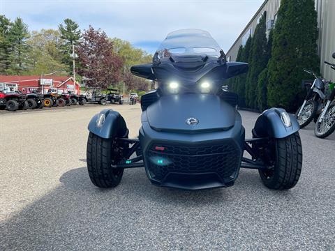 2025 Can-Am Spyder F3-T in Tyngsboro, Massachusetts - Photo 3