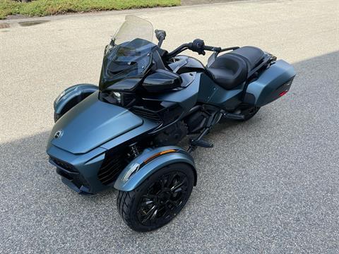 2025 Can-Am Spyder F3-T in Tyngsboro, Massachusetts - Photo 9