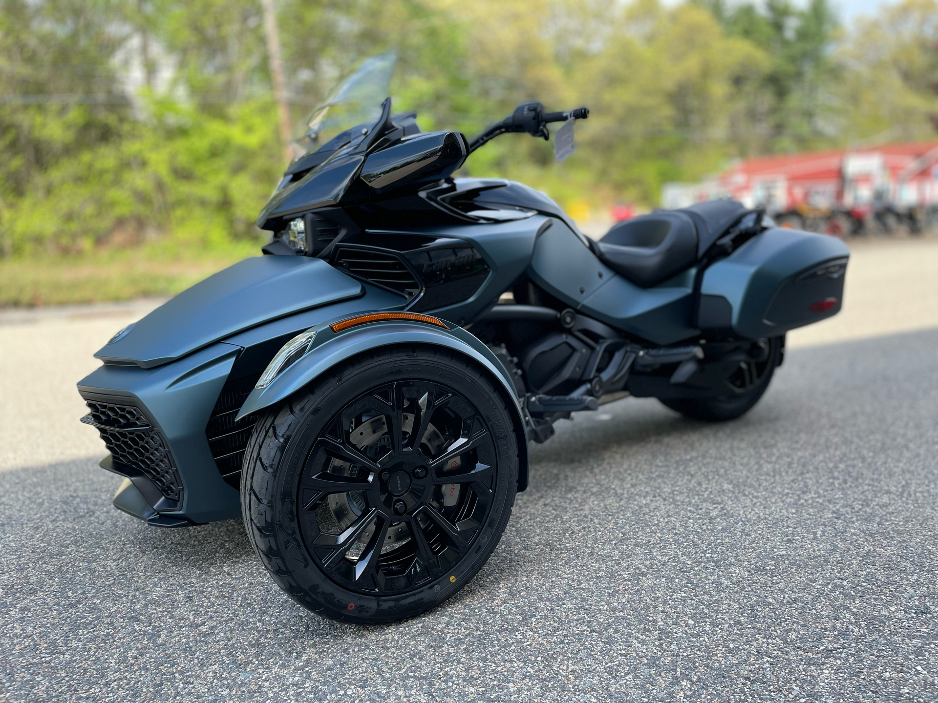 2025 Can-Am Spyder F3-T in Tyngsboro, Massachusetts - Photo 13