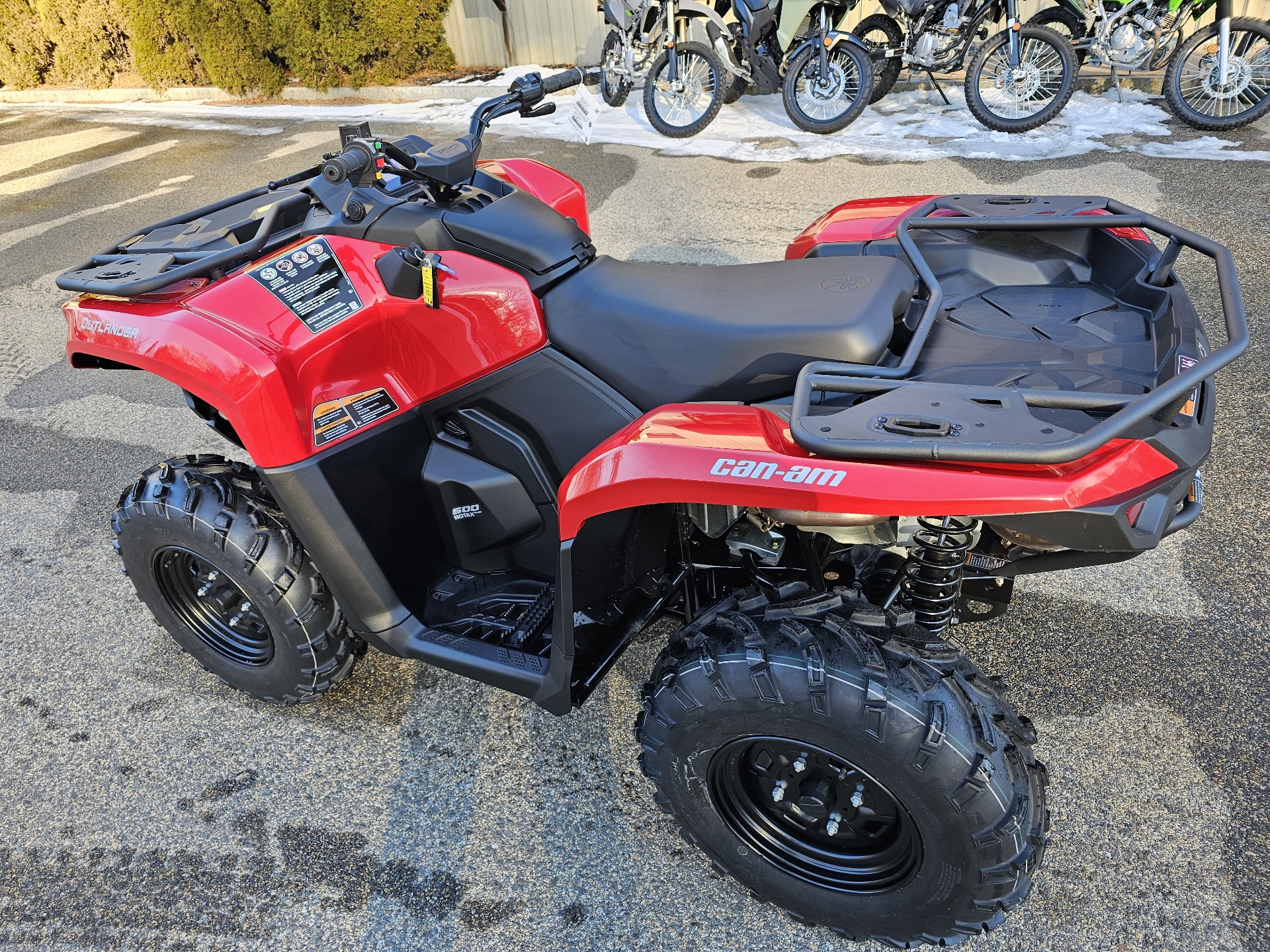 2025 Can-Am Outlander DPS 500 in Tyngsboro, Massachusetts - Photo 3