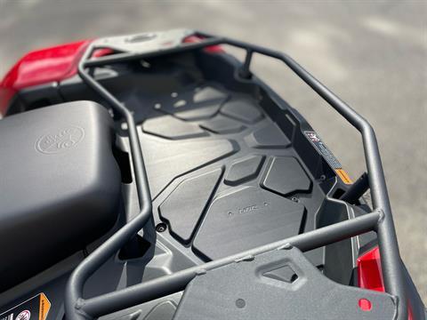 2025 Can-Am Outlander DPS 500 in Tyngsboro, Massachusetts - Photo 9