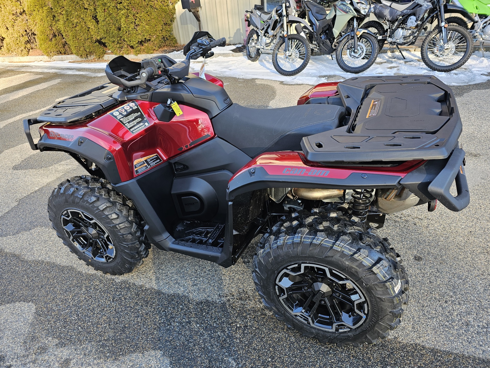 2025 Can-Am Outlander XT 850 in Tyngsboro, Massachusetts - Photo 5