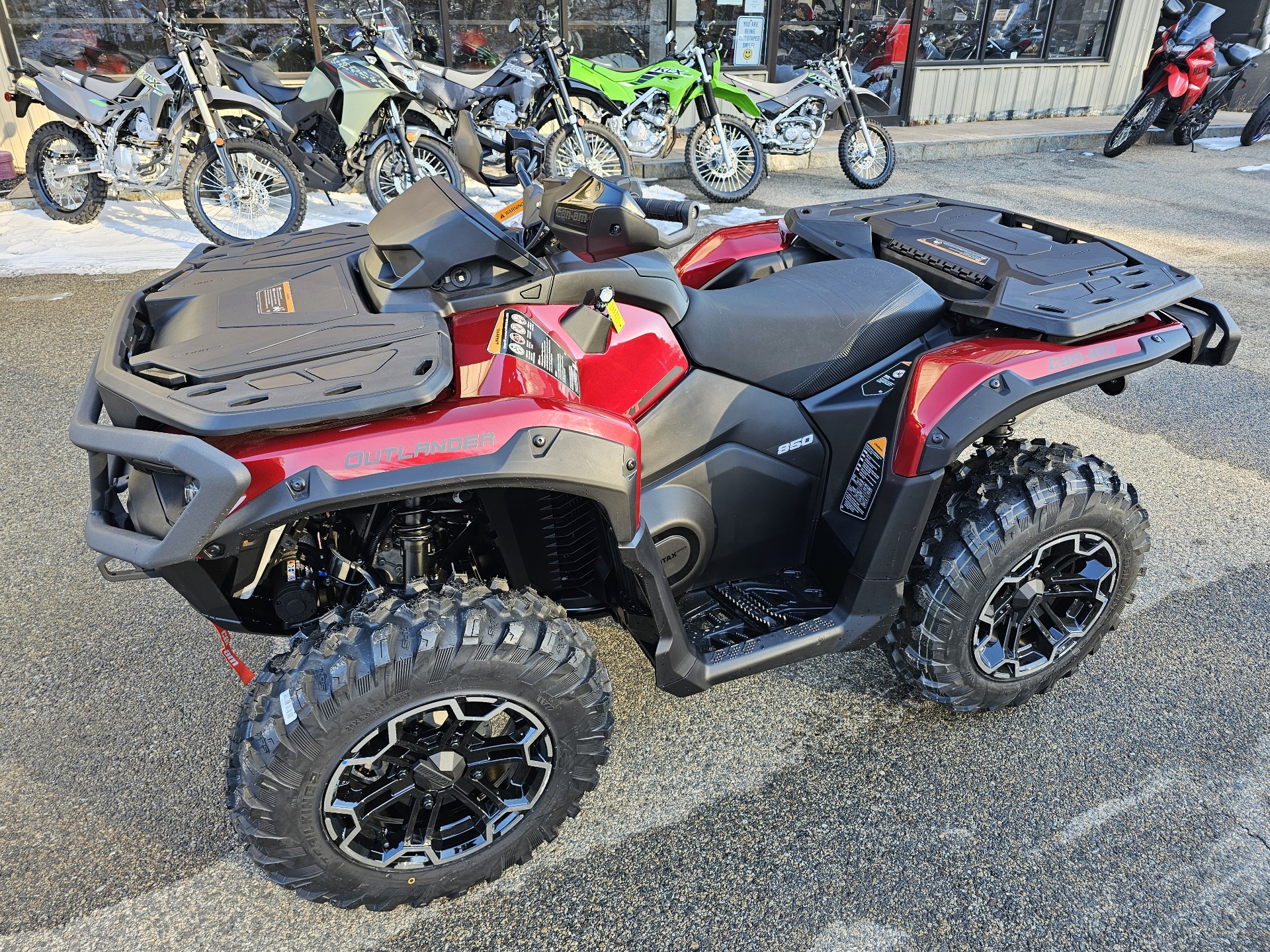 2025 Can-Am Outlander XT 850 in Tyngsboro, Massachusetts - Photo 6