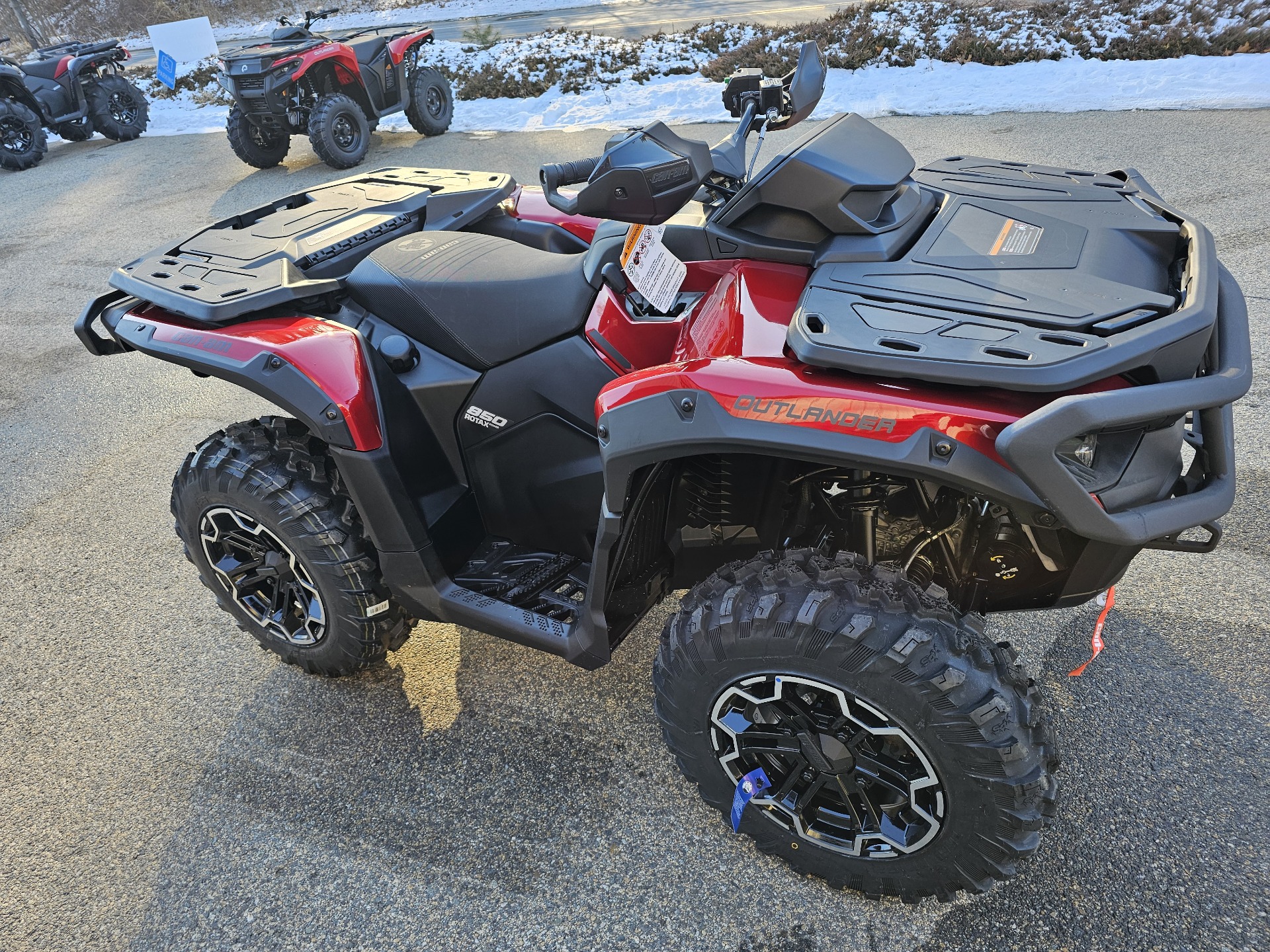 2025 Can-Am Outlander XT 850 in Tyngsboro, Massachusetts - Photo 10