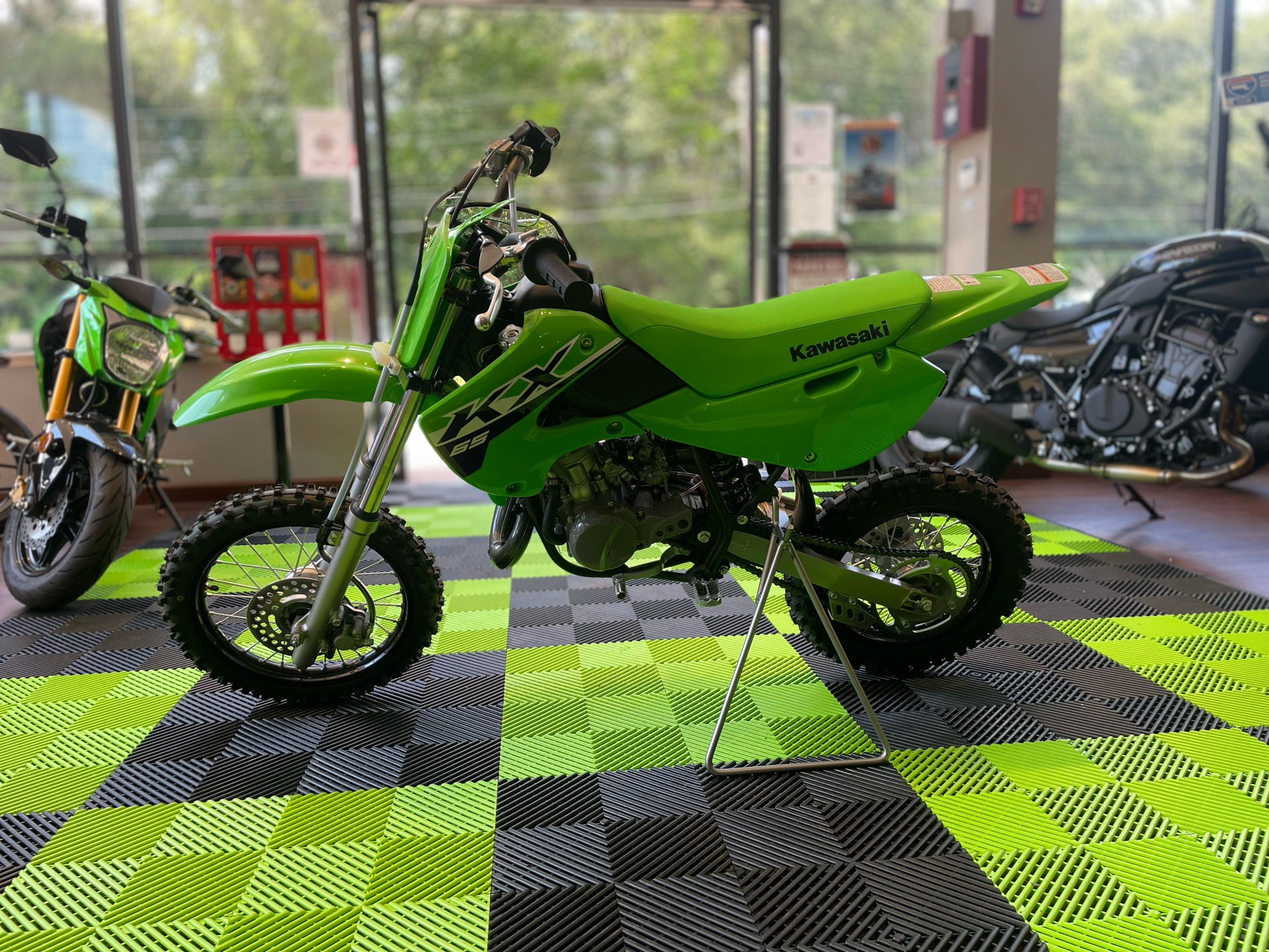 2024 Kawasaki KX 65 in Tyngsboro, Massachusetts - Photo 7