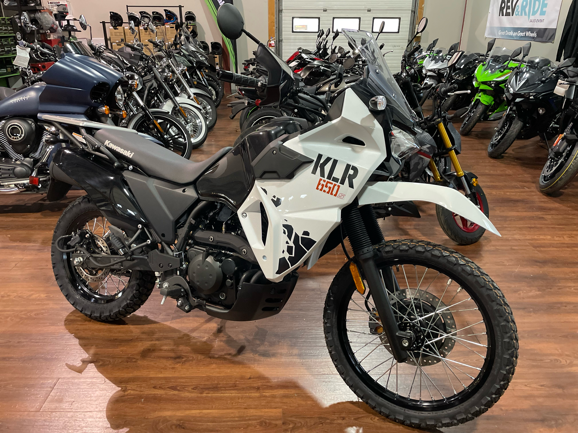 2025 Kawasaki KLR 650 S in Tyngsboro, Massachusetts - Photo 17