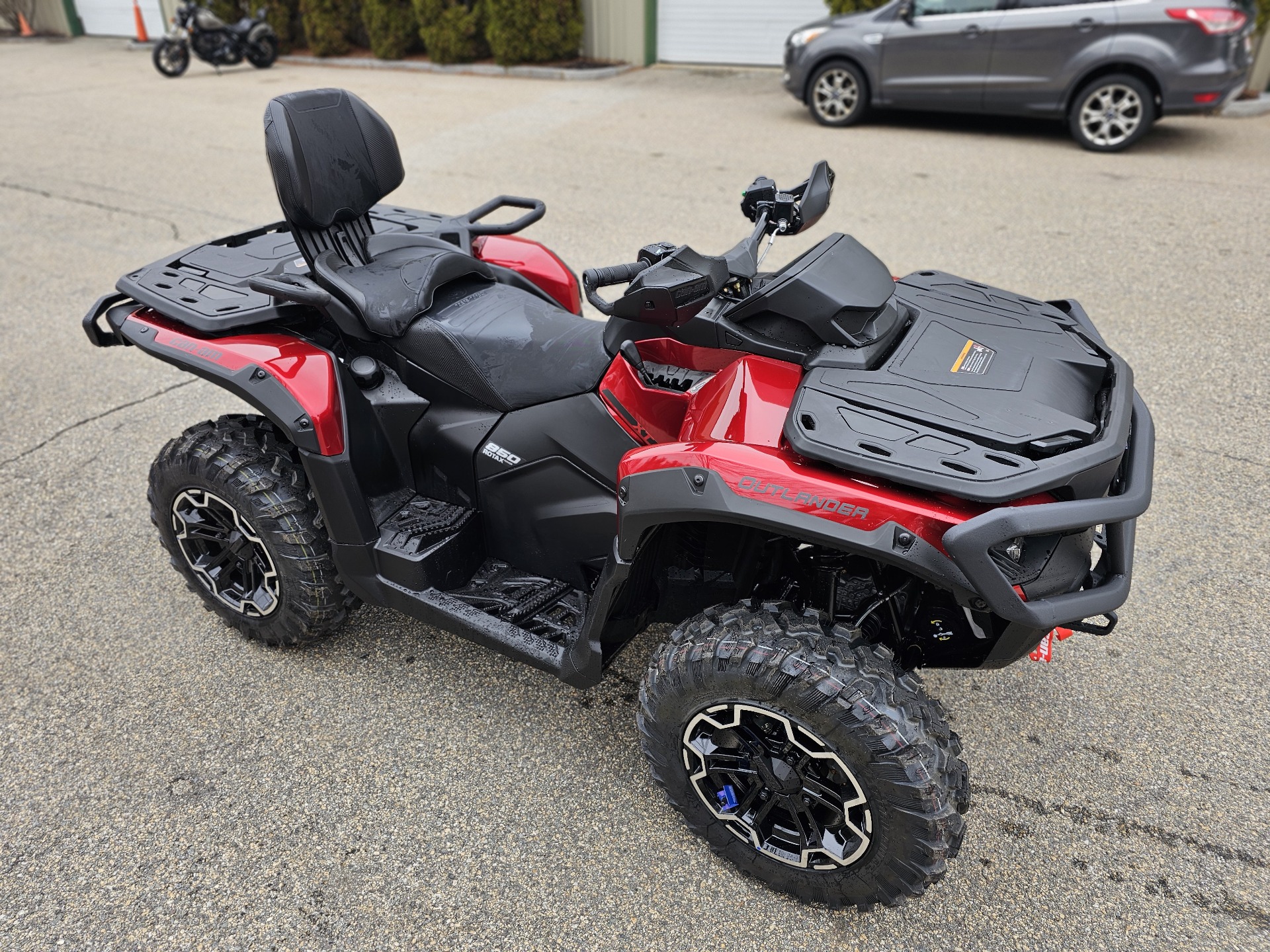 2025 Can-Am Outlander MAX XT 850 in Tyngsboro, Massachusetts - Photo 3
