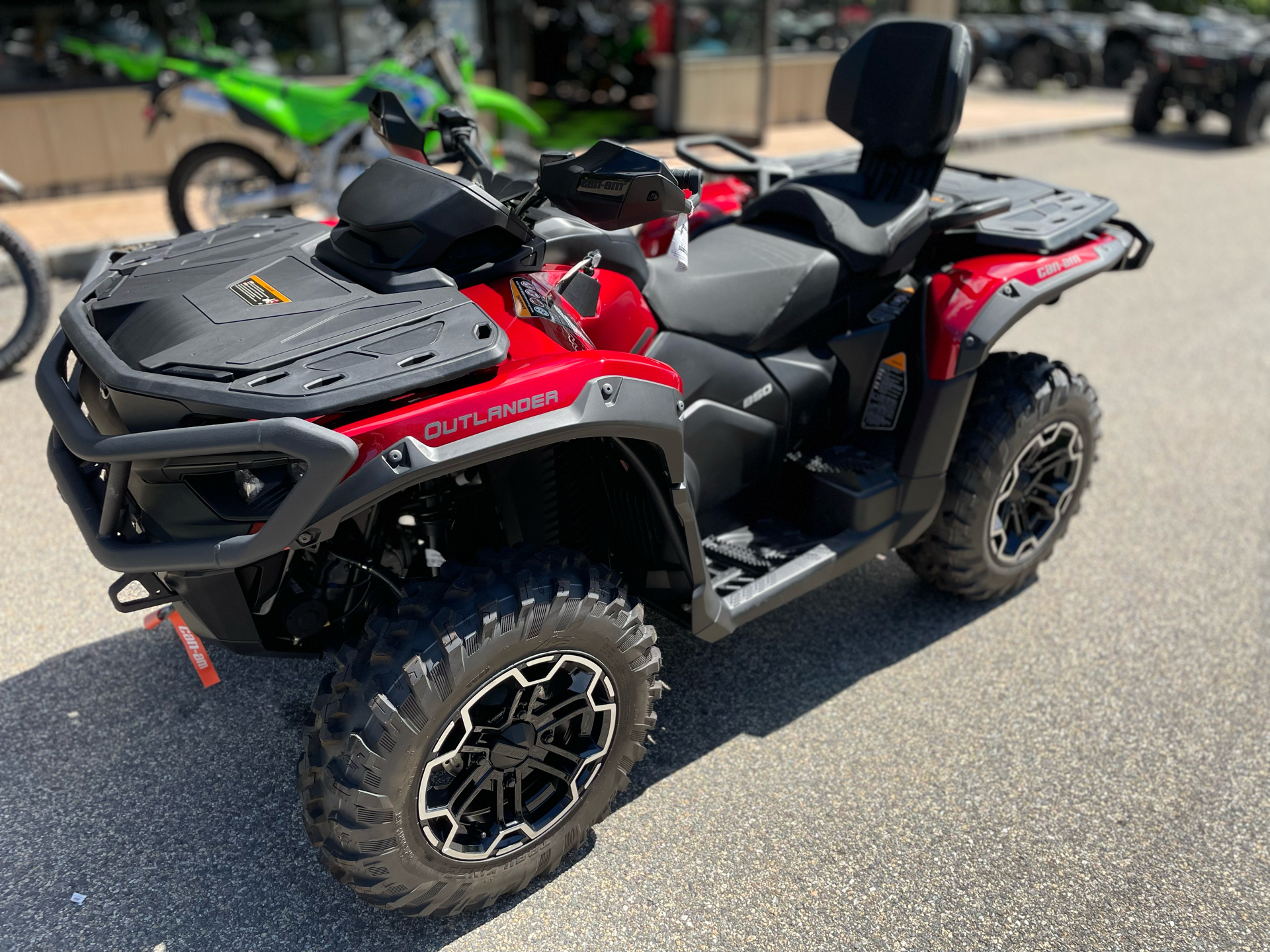 2025 Can-Am Outlander MAX XT 850 in Tyngsboro, Massachusetts - Photo 12