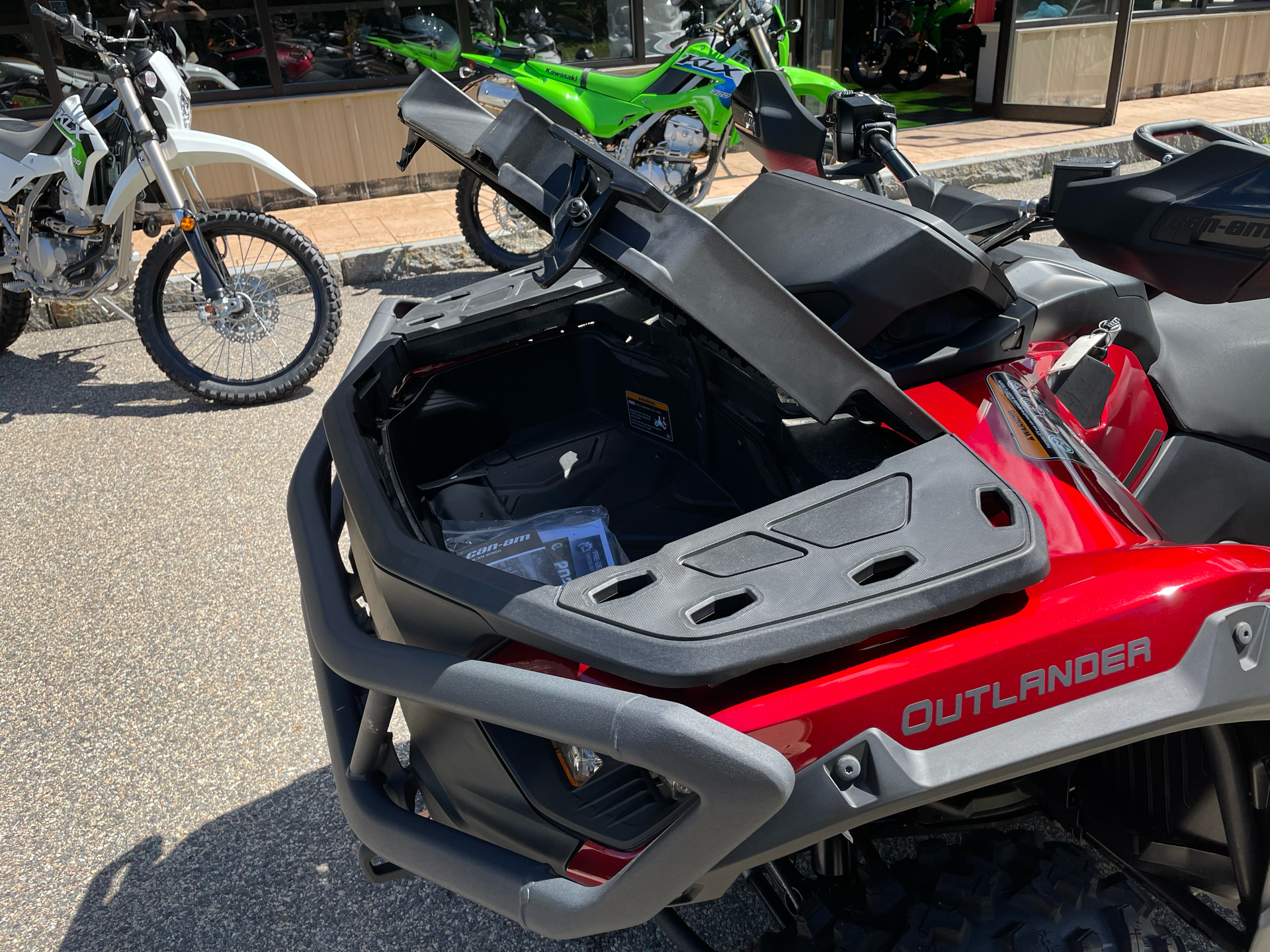 2025 Can-Am Outlander MAX XT 850 in Tyngsboro, Massachusetts - Photo 13
